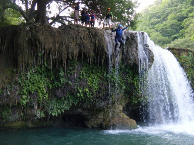  Adrenalina nelle cascate 